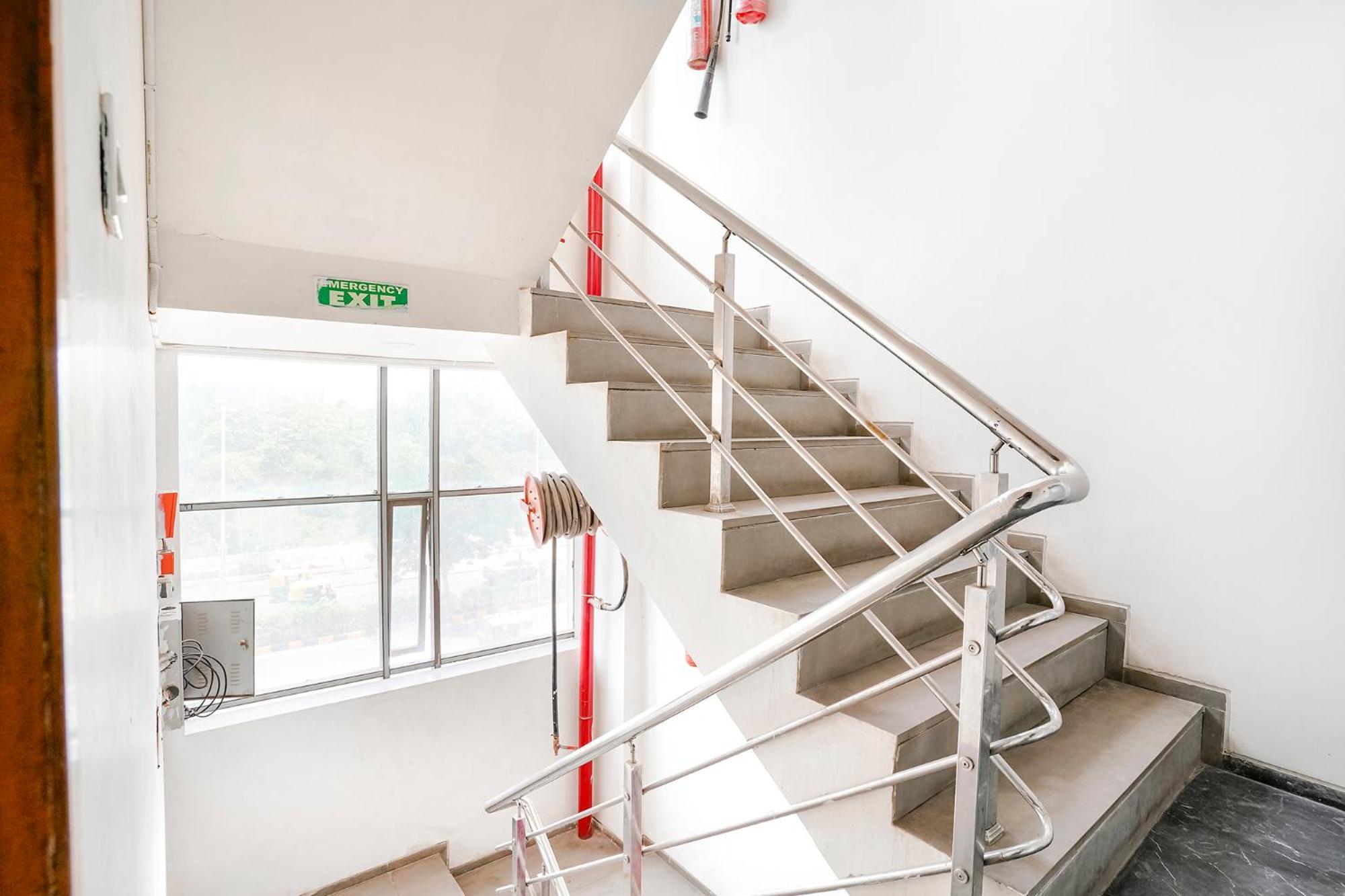 Fabhotel Kyra - Near Airport Road Ahmadabad Zewnętrze zdjęcie
