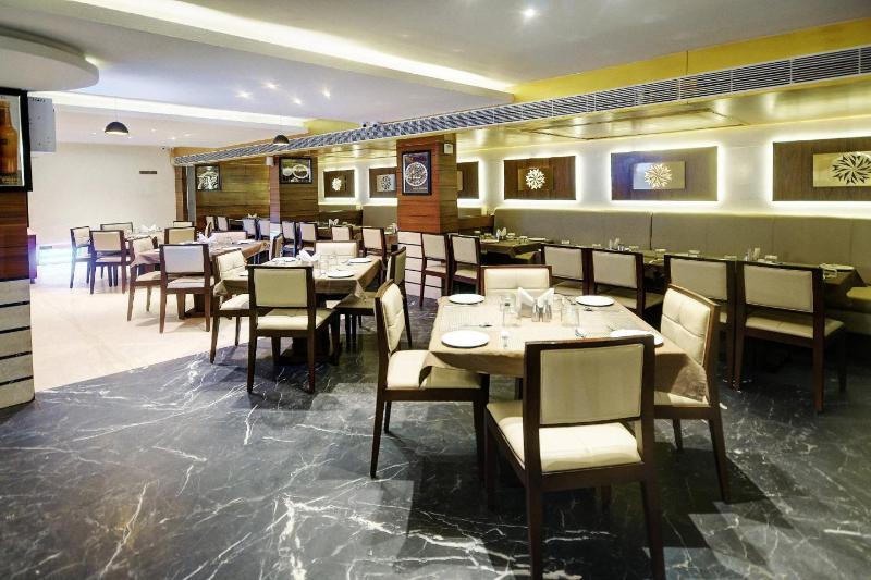 Fabhotel Kyra - Near Airport Road Ahmadabad Zewnętrze zdjęcie